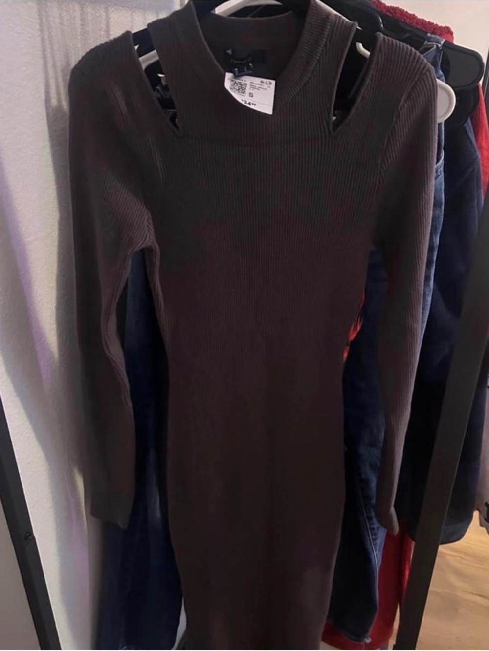 Forever 21 Brown Ribbed Long-Sleeve Cold-Shoulder Dress